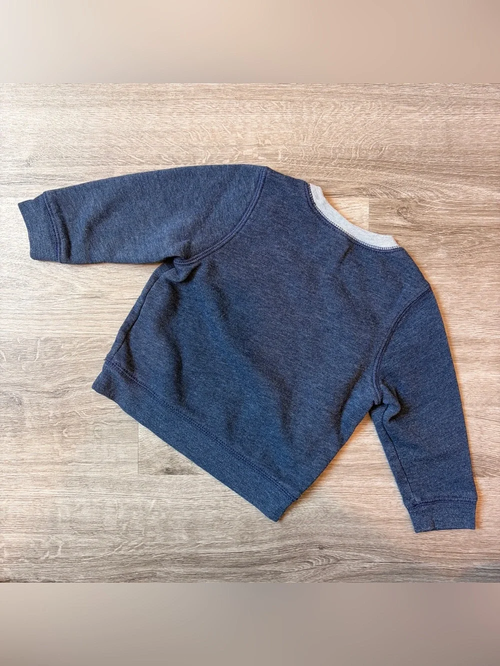 Old Navy baby boys Heart Breaker pullover